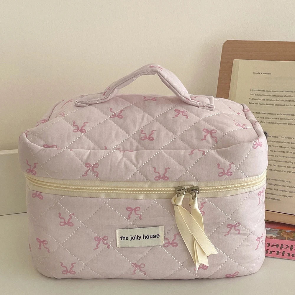 Necessaire Feminina com Laço Rosa – Bolsa de Maquiagem Acolchoada com Zíper | Organizador de Viagem Portátil - Serena Store